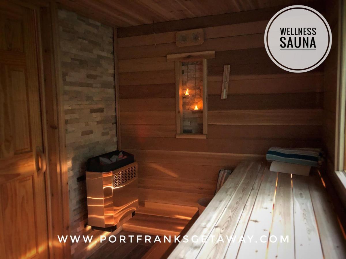 Cozy Cottage Retreat Lambton Shores Extérieur photo